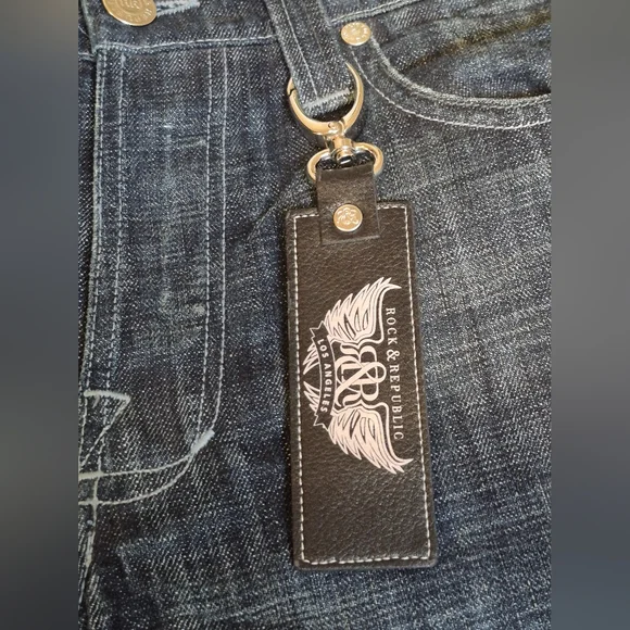 Rock & Republic Blue Denim Jeans - Picture 10 of 16